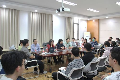 信息學院圖靈班師生座談會成功召開